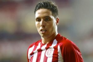 Antalyaspor'da Nasri depremi yaşanıyor