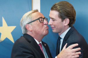 AB Komisyonu Başkanı Juncker'in &ouml;p&uuml;c&uuml;kleri g&uuml;ndeme oturdu