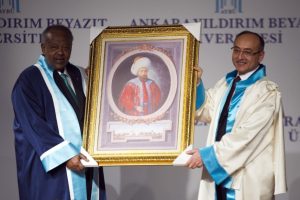 Cibuti Cumhurbaşkanı Guelleh'e fahri doktora unvanı
