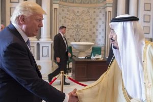 Suudi Arabistan Kralı Trump ile telefonda g&ouml;r&uuml;şt&uuml;