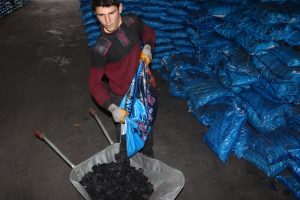 Satıcılar kara kara d&uuml;ş&uuml;n&uuml;yor