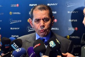 &Ouml;zbek bu kez Kul&uuml;pler Birliği Başkanı olarak konuştu