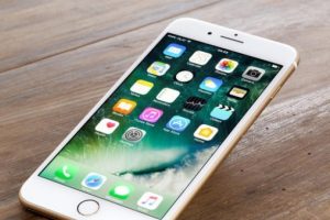 Apple'dan iPhone kullananları şoke eden a&ccedil;ıklama!