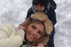 Ece Erken 'hayatının erkeği'yle keyif yaptı