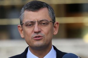 CHP'li &Ouml;zel, Nilhan Osmanoğlu'na tazminat &ouml;deyecek
