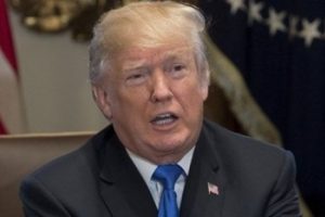 Filistin Trump'ı "şantaj"la su&ccedil;ladı