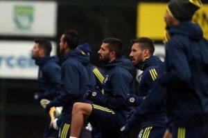 Fenerbah&ccedil;e'de Konyaspor mesaisi s&uuml;rd&uuml;