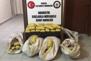 Van'da uyuşturucu tacirlerine darbe