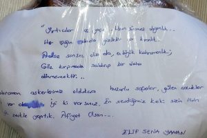 Minik &ouml;ğrencilerden askerlere duygulandıran hediyeler