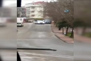 İki grup arasında silahlı &ccedil;atışma, o anlar kamerada
