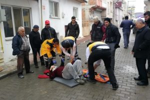 Bursa inşaattan d&uuml;şen Suriyeli iş&ccedil;i yaralandı