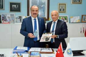 Bursa Mudanya Belediyesi'ne "Kentsel Tasarım ve Proje Y&ouml;netimi" &ouml;d&uuml;l&uuml;