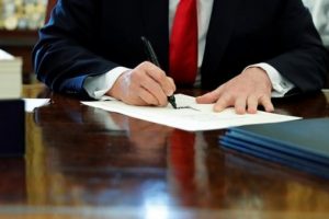 Trump'tan 1,5 trilyon dolarlık imza