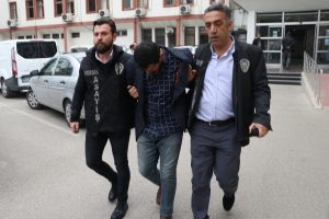 "MİT'&ccedil;iyim" diyen dolandırıcıya su&ccedil;&uuml;st&uuml;