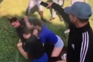 M&uuml;sl&uuml;man gen&ccedil; kızı feci dayak! İşte sebebi...