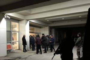 Aileler arası kavga: &Ouml;l&uuml;ler ve yaralılar var