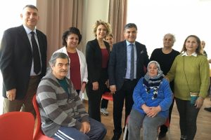 Bu okul mutlu yaşlanmak i&ccedil;in