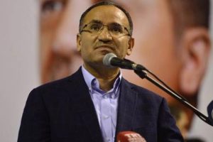 Bozdağ'dan 'tek tip kıyafet' a&ccedil;ıklaması: Bir ay i&ccedil;erisinde...