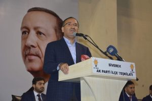 Bozdağ'da 'tek tip kıyafet' a&ccedil;ıklaması