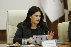 Taşeron firmalarla ilgili Bakan Sarıeroğlu'ndan a&ccedil;ıklama