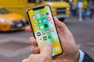 iPhone X i&ccedil;in satış beklentileri aşağı y&ouml;nl&uuml; revize edildi