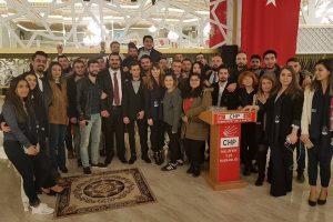 CHP Bursa Nil&uuml;fer Gen&ccedil;lik Kolları bir kez daha Uslu dedi
