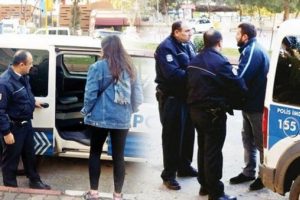 Tacizciyi yakalattı ama final sınavını ka&ccedil;ırdı
