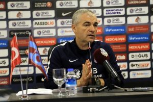 "Saha dışını halledersek saha i&ccedil;ini de &ccedil;&ouml;zeriz"
