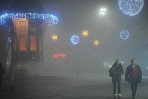 Saraybosna'da hava kirliliği normal seviyenin &uuml;&ccedil; kat &uuml;st&uuml;nde