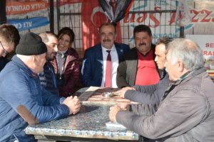 Bursa Mudanya Belediye Başkanı T&uuml;rkyılmaz'dan esnafa yeni yıl ziyareti