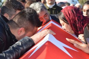 Şehitler son yolculuklarına uğurlandı