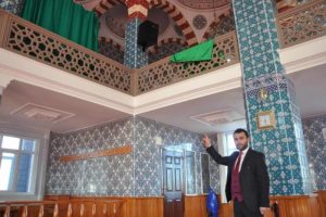 Camiden 2 bin 500 lira &ccedil;aldı
