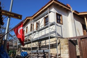 Atat&uuml;rk'&uuml;n evi restore ediliyor