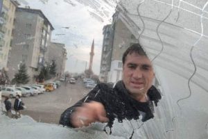 Sivas buz tuttu! Eksi 7 dereceyi g&ouml;rd&uuml;ler...