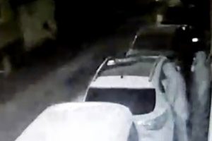 Bursa'da zamanında devreye giren alarm, hırsızları ka&ccedil;ırdı