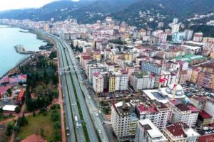 Rize'de b&uuml;y&uuml;k tehlike! "Binalar kendiliğinden &ccedil;&ouml;kebilir"