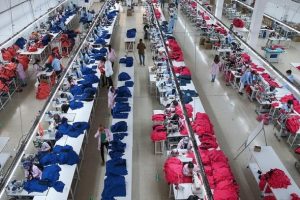 G&uuml;neydoğu'dan tekstil ihracatı 2,5 milyar dolara yaklaştı