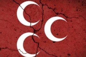 MHP'den 120 kişi daha istifa etti