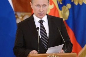 Putin yeniden aday