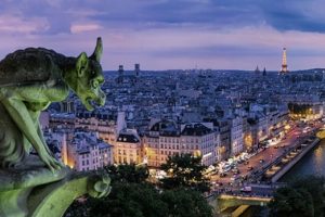 Bu sene T&uuml;rkler en &ccedil;ok Paris'e gitti