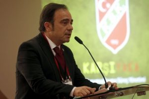 Karşıyaka'da y&ouml;netim istifa etti