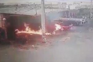 İzmir'de k&uuml;&ccedil;&uuml;k &ccedil;ocuk yanlışlıkla kendini yaktı
