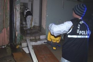 Depoda cesedi bulunan şahsın &ouml;ld&uuml;r&uuml;ld&uuml;ğ&uuml; ortaya &ccedil;ıktı