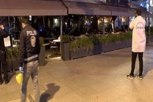 İstanbul'da &uuml;nl&uuml; caddede kafeye silahlı saldırı!
