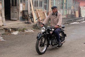 İkinci D&uuml;nya Savaşı &ouml;ncesi &uuml;retildi, g&ouml;z&uuml; gibi bakıyor