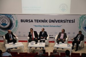 Bursa Teknik &Uuml;niversitesi'nde End&uuml;stri 4.0 masaya yatırıldı