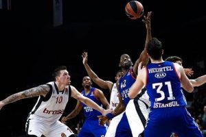 Anadolu Efes'in konuğu Brose Bamberg