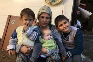 İzmir'deki o aile i&ccedil;in bakanlık devreye girdi
