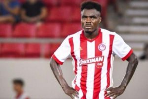 Emenike'den Galatasaray'a teşekk&uuml;r!