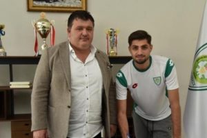 Manisa B&uuml;y&uuml;kşehir Belediyespor'da transfer